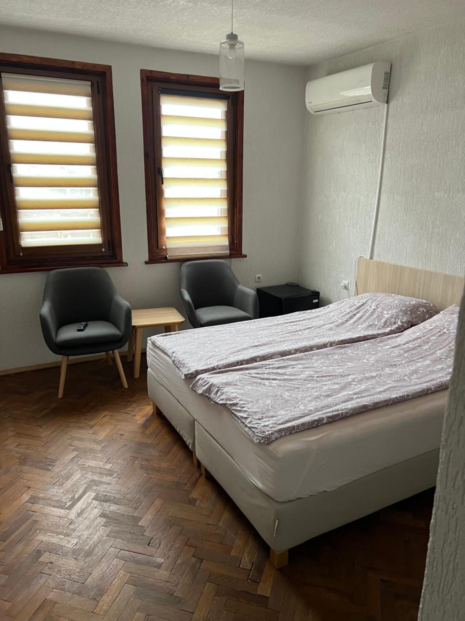 White Guest House 2 كارلوفو المظهر الخارجي الصورة
